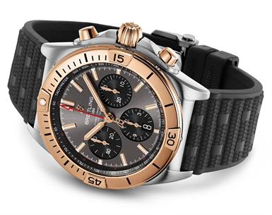 Breitling CHRONOMAT B01 42