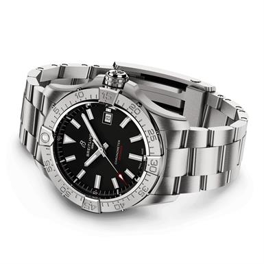 Breitling AVENGER AVENGER AUTOMATIC 42