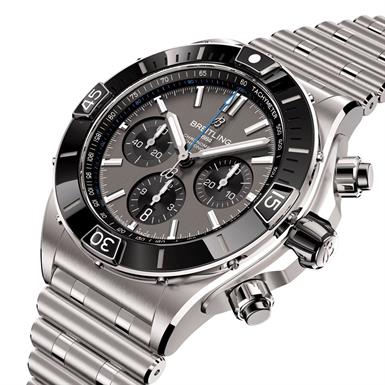 Breitling SUPER CHRONOMAT B01 44