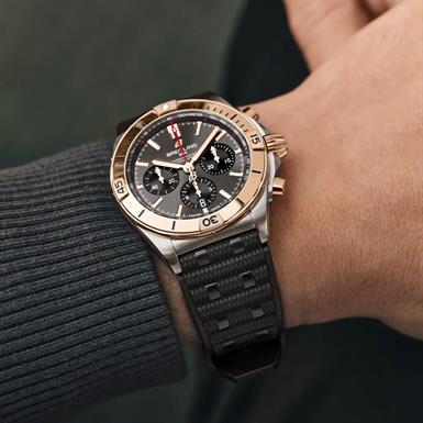 Breitling CHRONOMAT B01 42