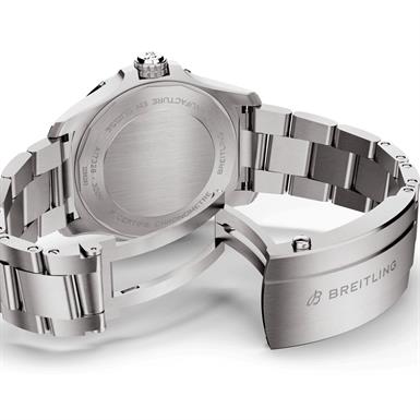 Breitling AVENGER AVENGER AUTOMATIC 42