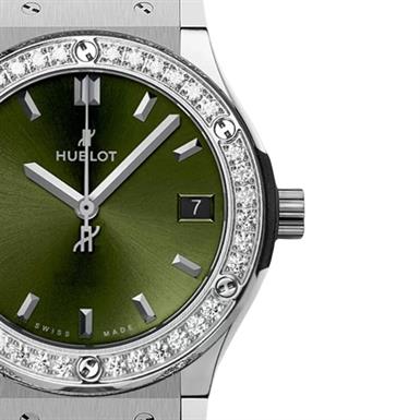 Hublot Classic Fusion Titanyum Green Diamonds