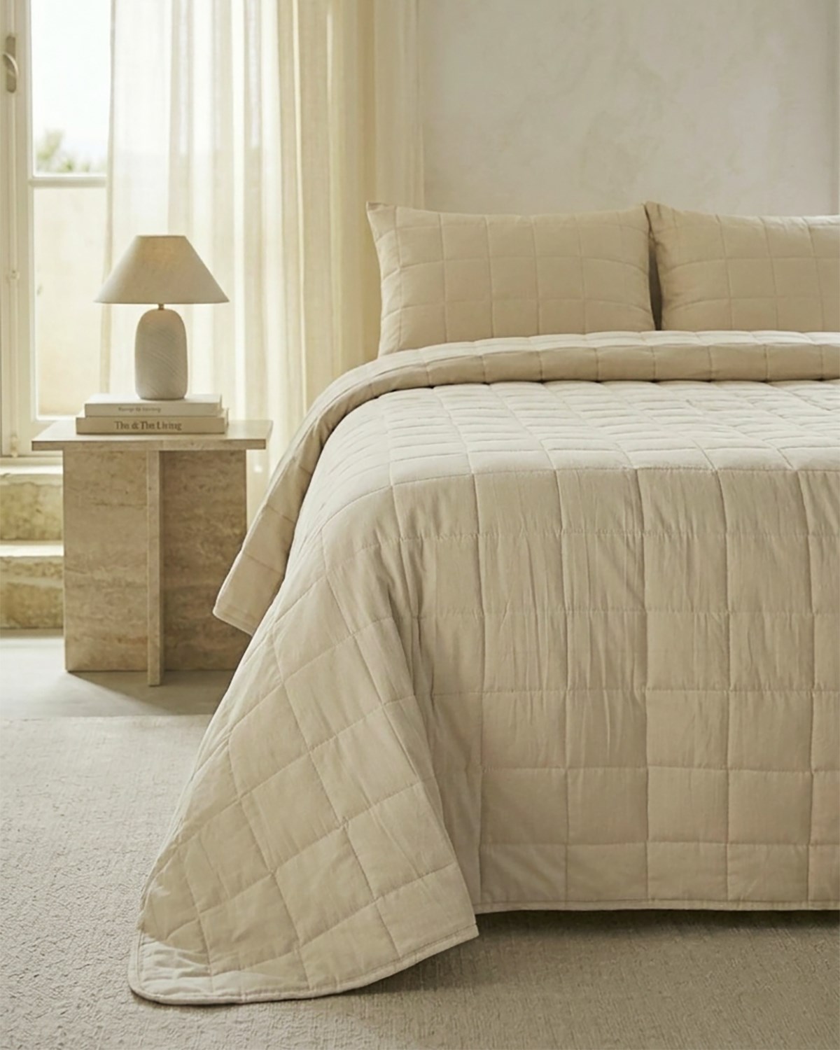 %100 Pamuk Kumaş Kapitoneli Bej Çok Amaçlı Çift Kişilik Yatak Örtüsü Seti 1 Adet 250 x 230 / 2 Adet 50 x 70 cm
