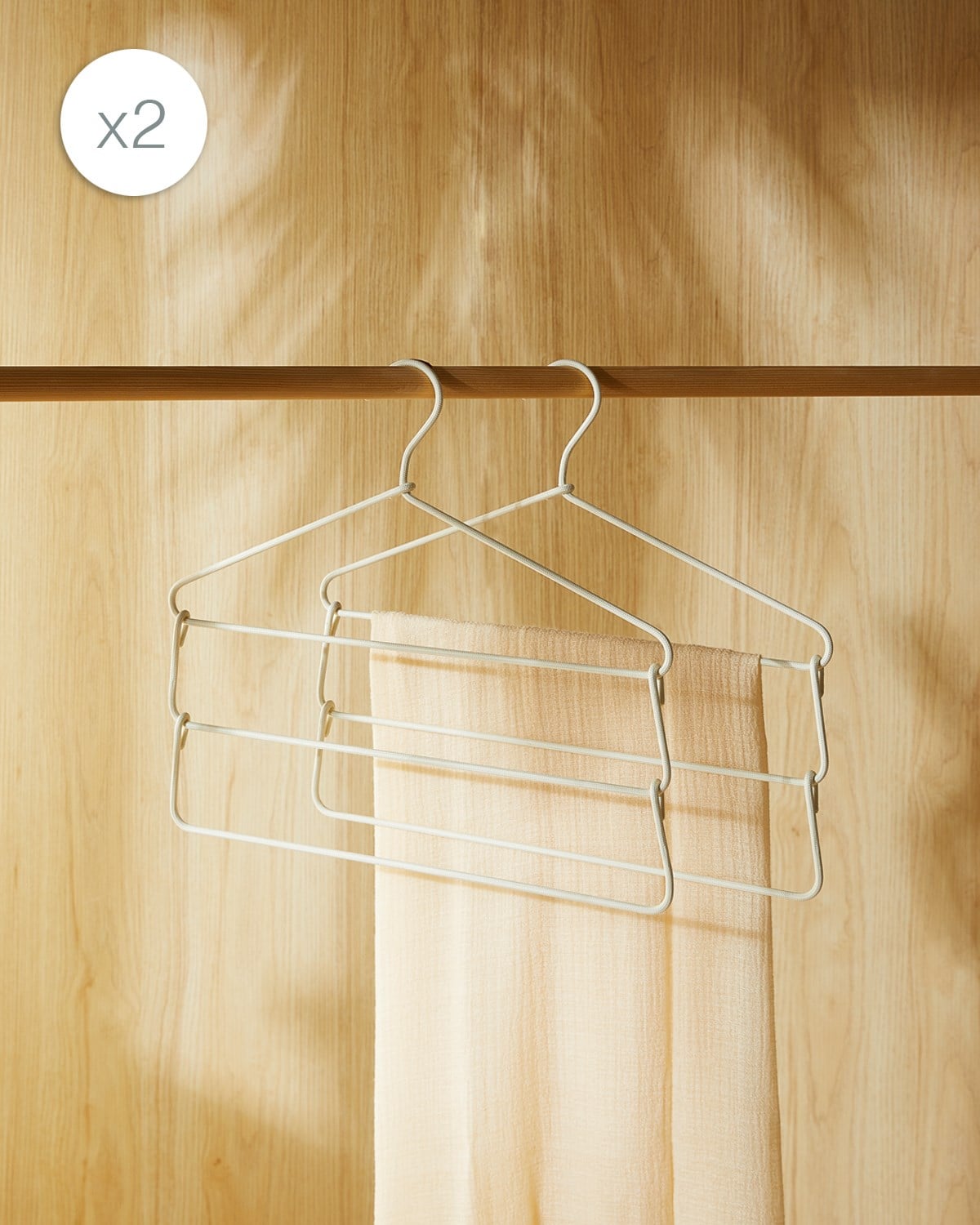 2li 3 Katlı Ekru Renk Kumaş Kaplı Metal Giysi Askısı 42 x 41 x 0.5 cm