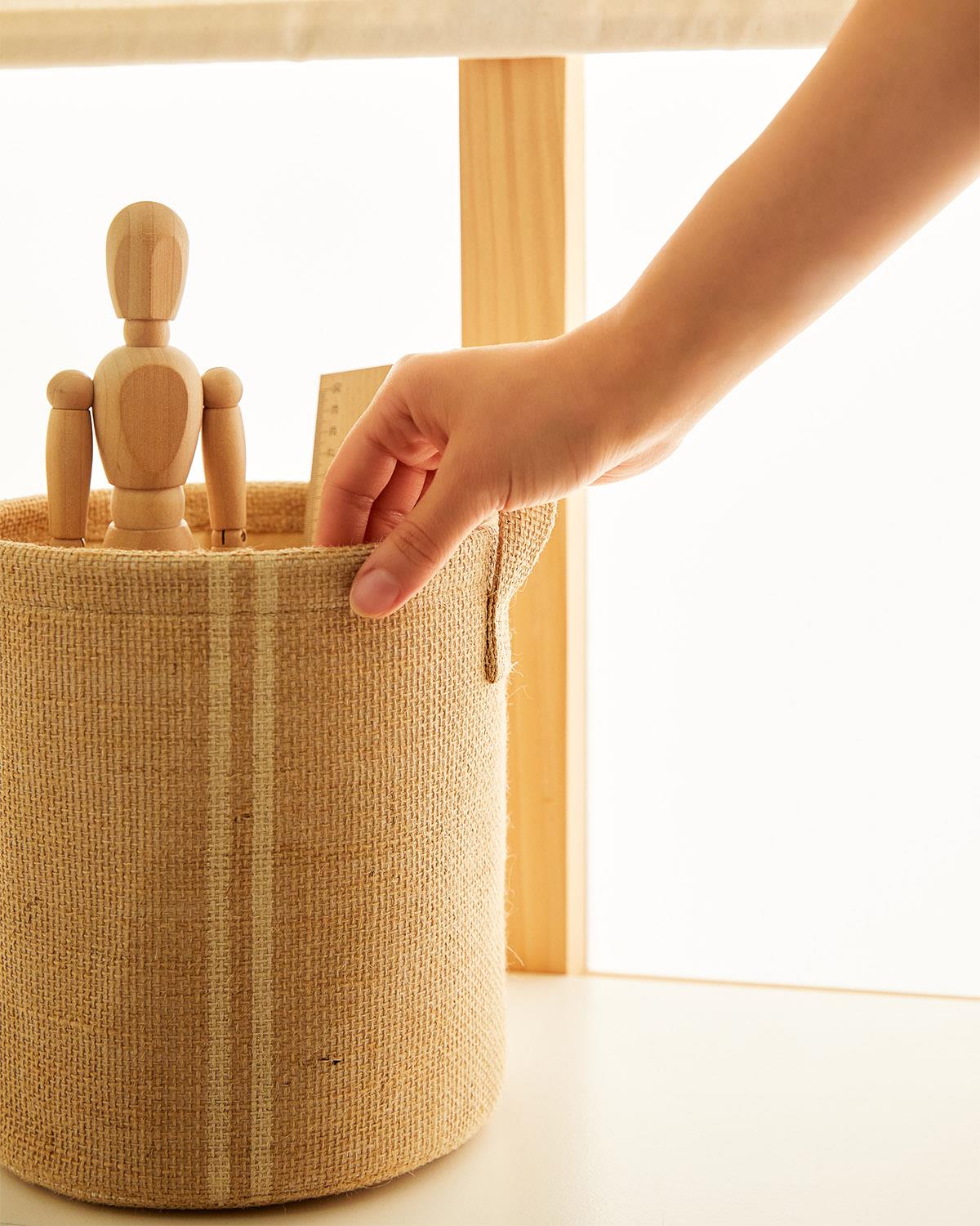 2li Çizgili Jüt Sepet Set 1 Adet 20 x 20 / 1 Adet 24 x 17 x 14 cm