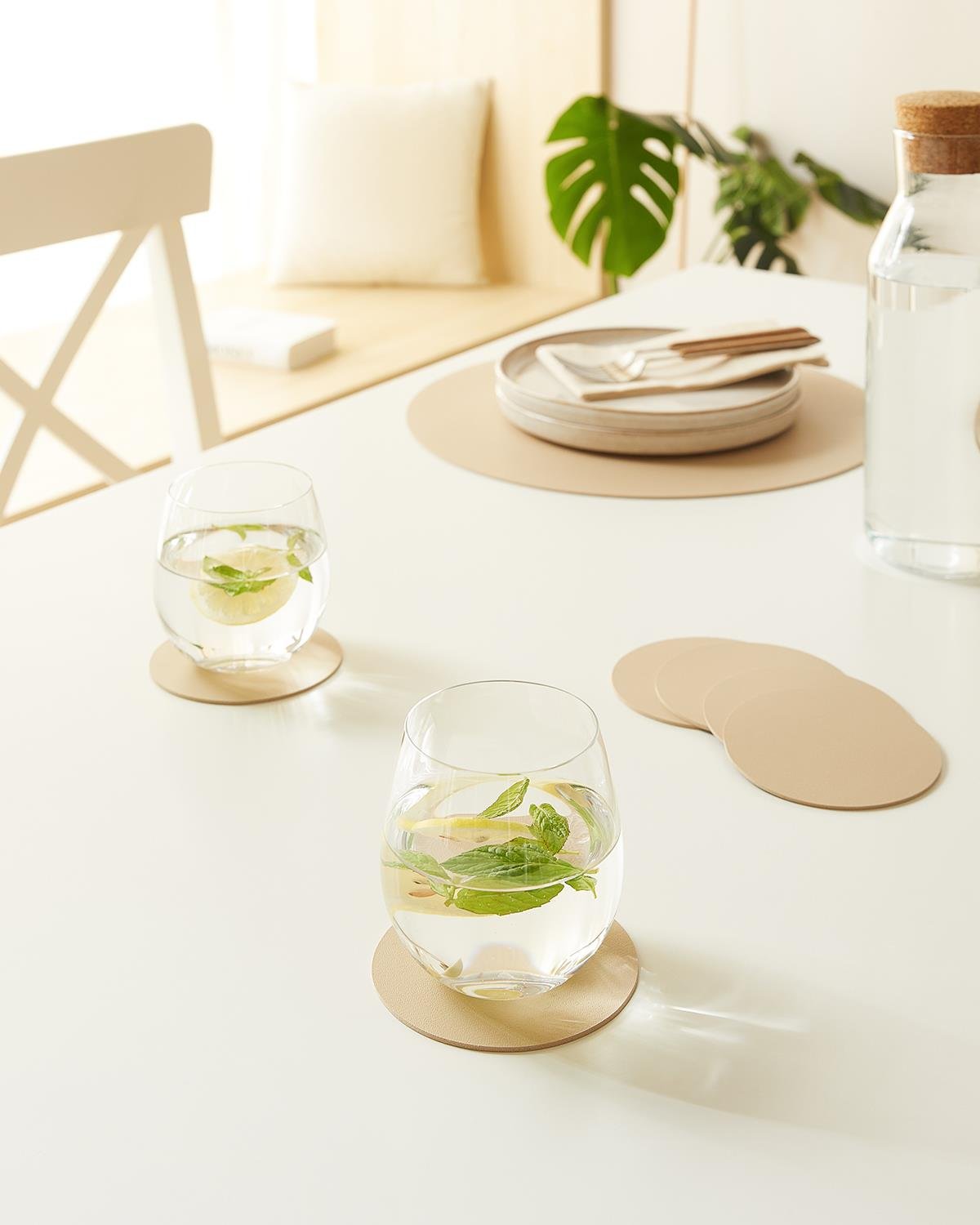 4lü Bej/Taş Renk Suni Deri Bardak Altlığı Ø 10 cm