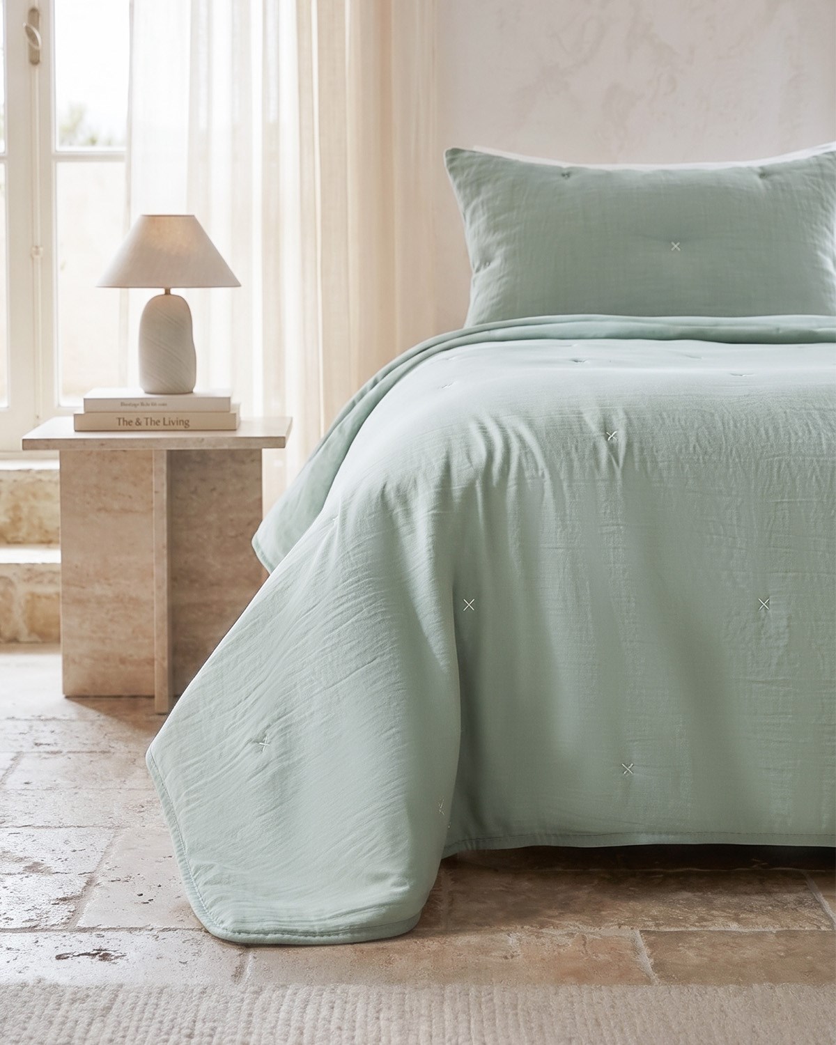 Nakışlı Mint Tek Kişilik Yatak Örtüsü Seti 1 Adet 180 x 230 / 1 Adet 50 x 70 cm