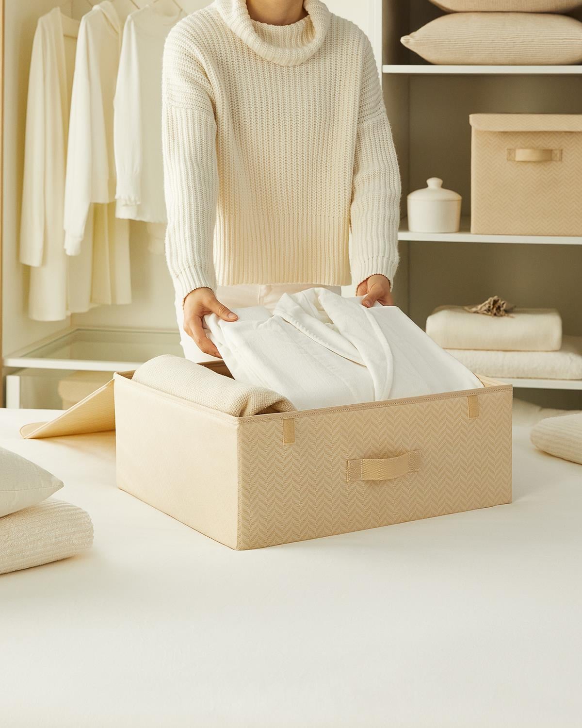 Bej Balıksırtı Kapaklı Kutu 48 x 40 x 19 cm