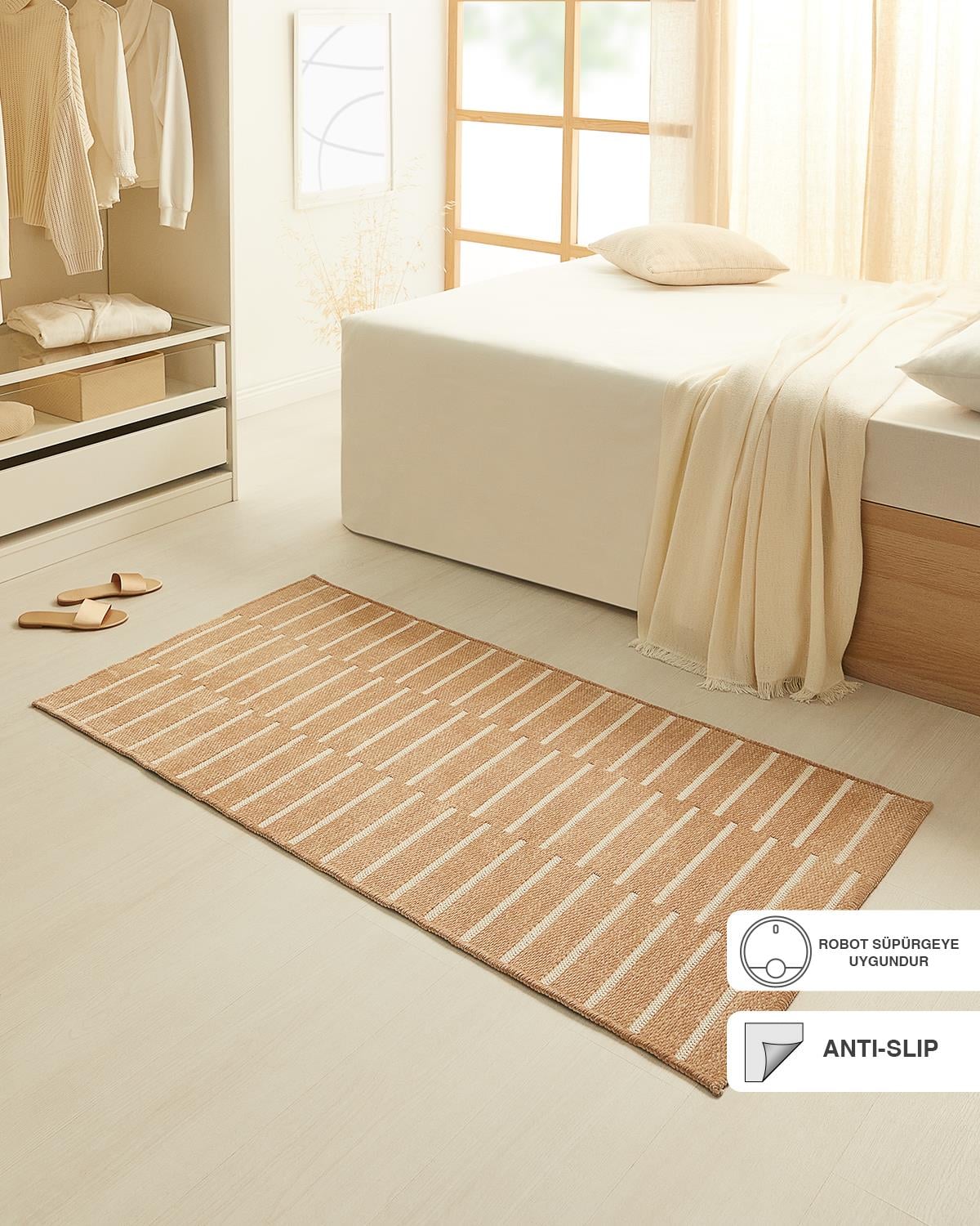 Bej Renk Çizgi Desenli Şönil Halı Kilim 80 x 150 cm