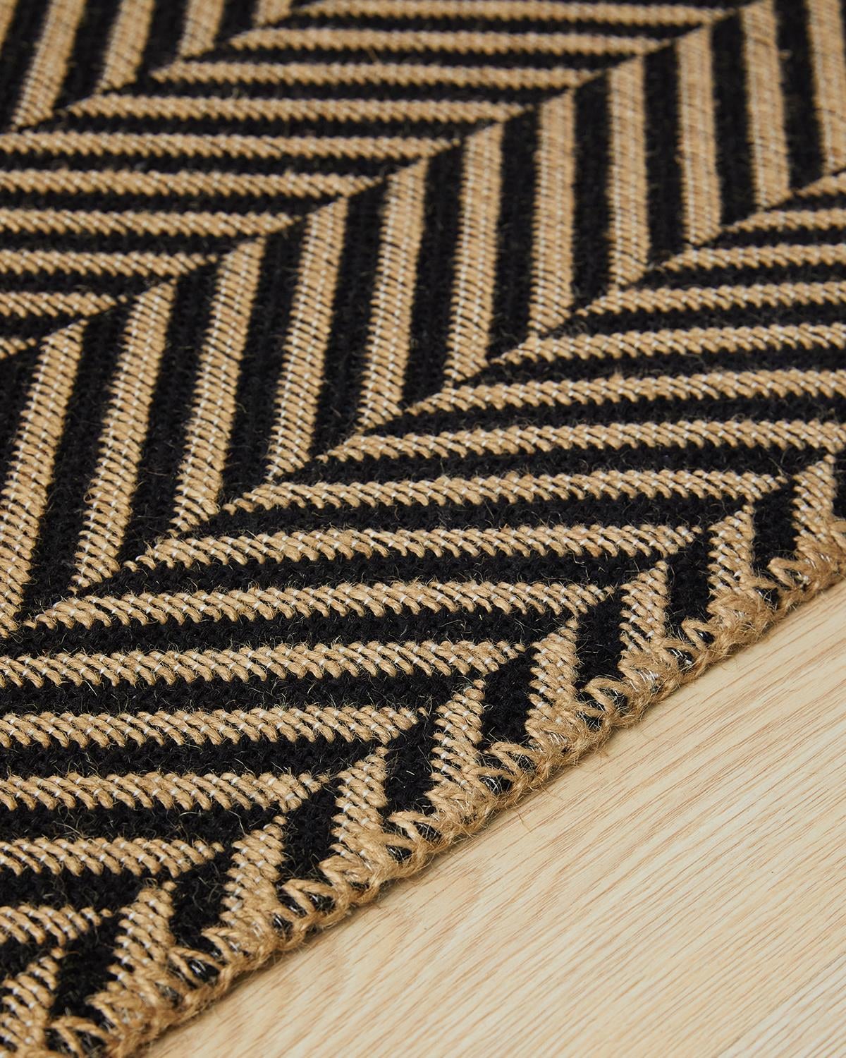 Siyah Renk Balıksırtı Jüt Halı Kilim 120 x 180 cm