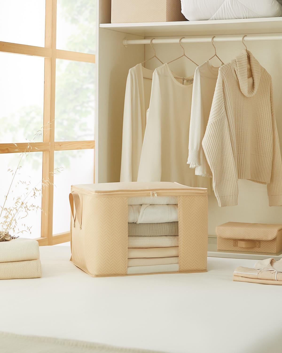 Orta Boy Pvc Pencereli Bej Balıksırtı Hurç 45 x 40 x 30 cm