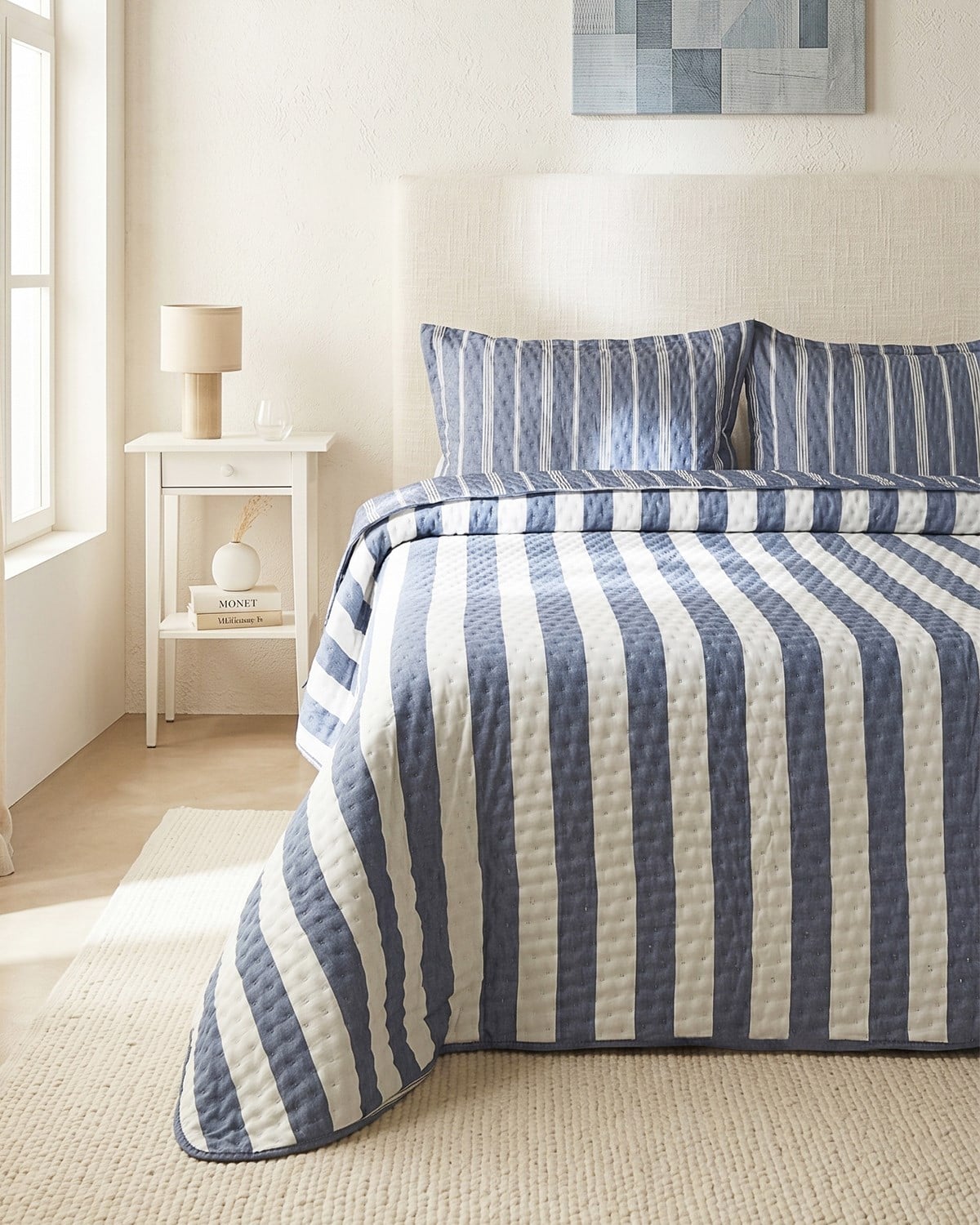 Pamuklu Kapitoneli Lacivert Renk Çizgi Desen Çift Kişilik Yatak Örtüsü Seti 1 Adet 250 x 230 / 2 Adet 50 x 70 cm