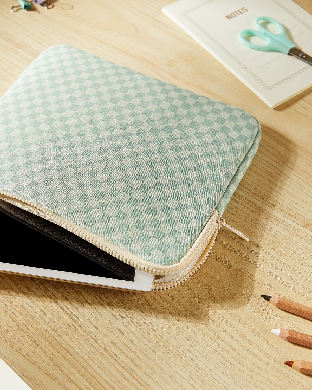 Su İtici Leke Tutmaz Mint Dama Desen Tablet Taşıma Çantası / Kılıfı 27 x 21 x 2 cm