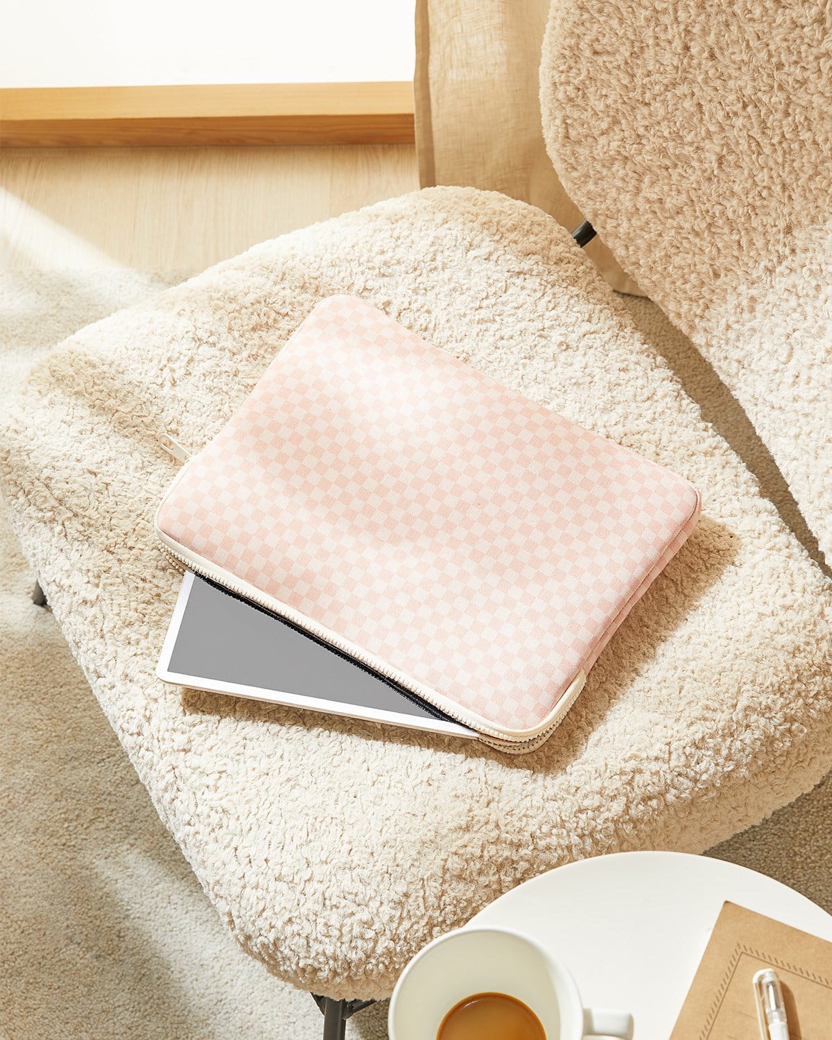 Su İtici Leke Tutmaz Pembe Dama Desen Tablet Taşıma Çantası / Kılıfı 32.5 x 24 x 2 cm