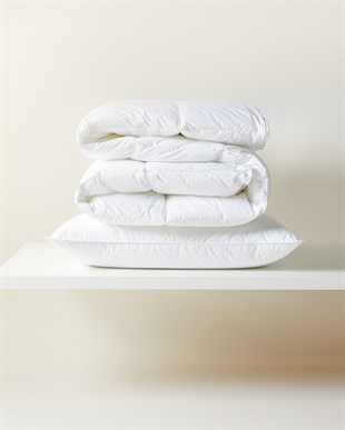 %100 Pamuk Kumaş Kaz Tüyü Konforunda Saten Biyeli Mikorjel Tek Kişilik Yastık Yorgan Seti 1 Adet 155 x 215 / 1 Adet 50 x 70 cm