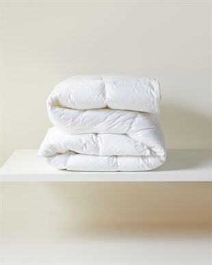 %100 Pamuk Kumaş Kaz Tüyü Konforunda Saten Biyeli Mikrojel Battal Boy Yorgan 235 x 215 cm
