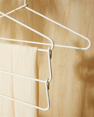 2li 3 Katlı Ekru Renk Kumaş Kaplı Metal Giysi Askısı 42 x 41 x 0.5 cm