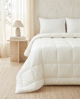 Pamuklu Saten Biyeli Mikrojel Çift Kişilik Yastık Yorgan Seti 1 Adet 195 x 215 / 2 Adet 50 x 70 cm