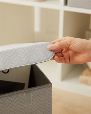 Gri Balıksırtı Kapaklı Kutu 30 x 30 x 30 cm