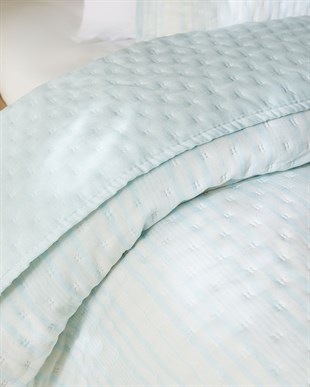 Pamuklu Kapitoneli Açık Mavi Renk Çizgi Desen Tek Kişilik Yatak Örtüsü Seti 1 Adet 180 x 230 / 1 Adet 50 x 70 cm