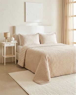 Pamuklu Kapitoneli Bej Renk Çizgi Desen Çift Kişilik Yatak Örtüsü Seti 1 Adet 250 x 230 / 2 Adet 50 x 70 cm