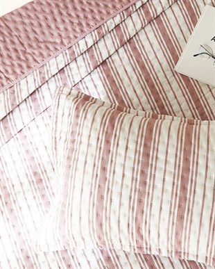 Pamuklu Kapitoneli Bordo Renk Çizgi Desen Tek Kişilik Yatak Örtüsü Seti 1 Adet 180 x 230 / 1 Adet 50 x 70 cm