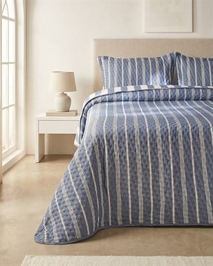 Pamuklu Kapitoneli Lacivert Renk Çizgi Desen Çift Kişilik Yatak Örtüsü Seti 1 Adet 250 x 230 / 2 Adet 50 x 70 cm