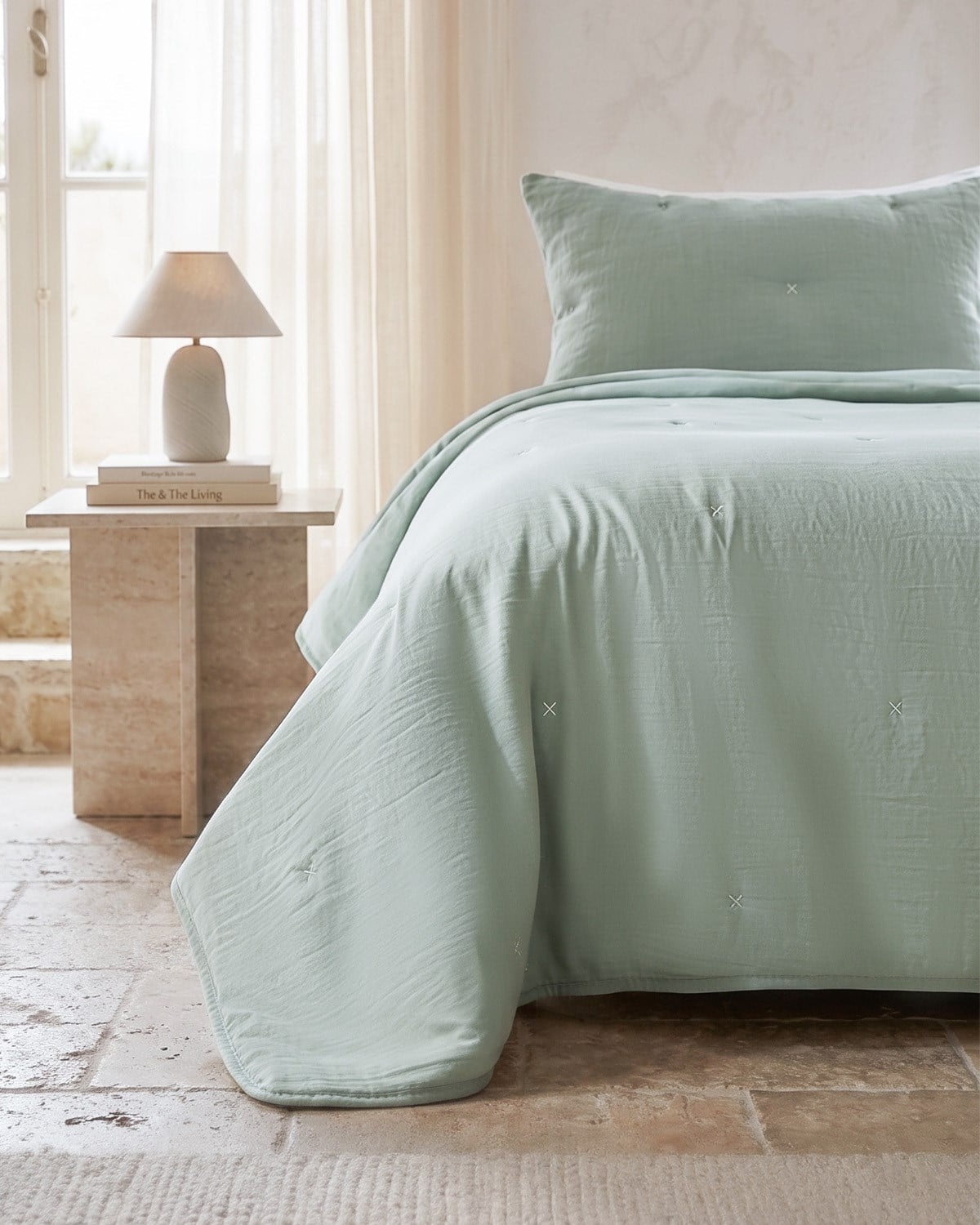 Nakışlı Mint Tek Kişilik Yatak Örtüsü Seti 1 Adet 180 x 230 / 1 Adet 50 x 70 cm