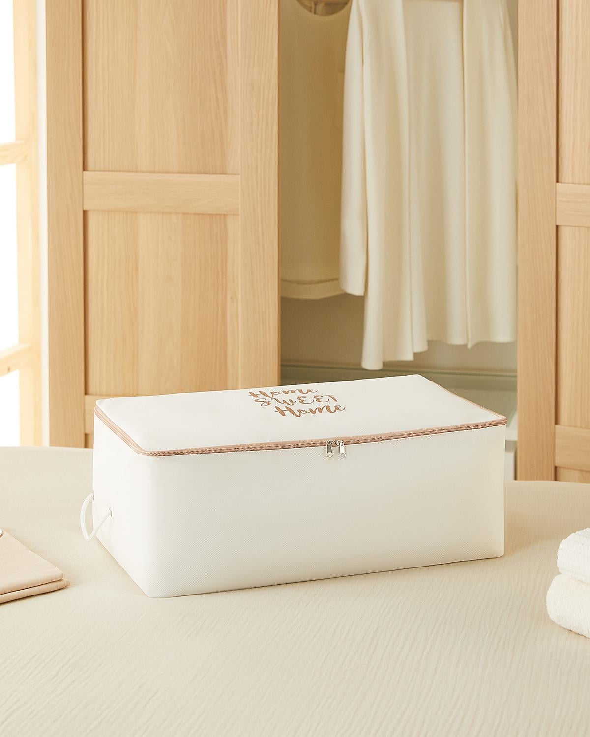 Ocean Home Textile Orta Boy Pudra Fermuarlı Beyaz Renk Home Sweet Home Hurç 52 x 28 x 21 cm