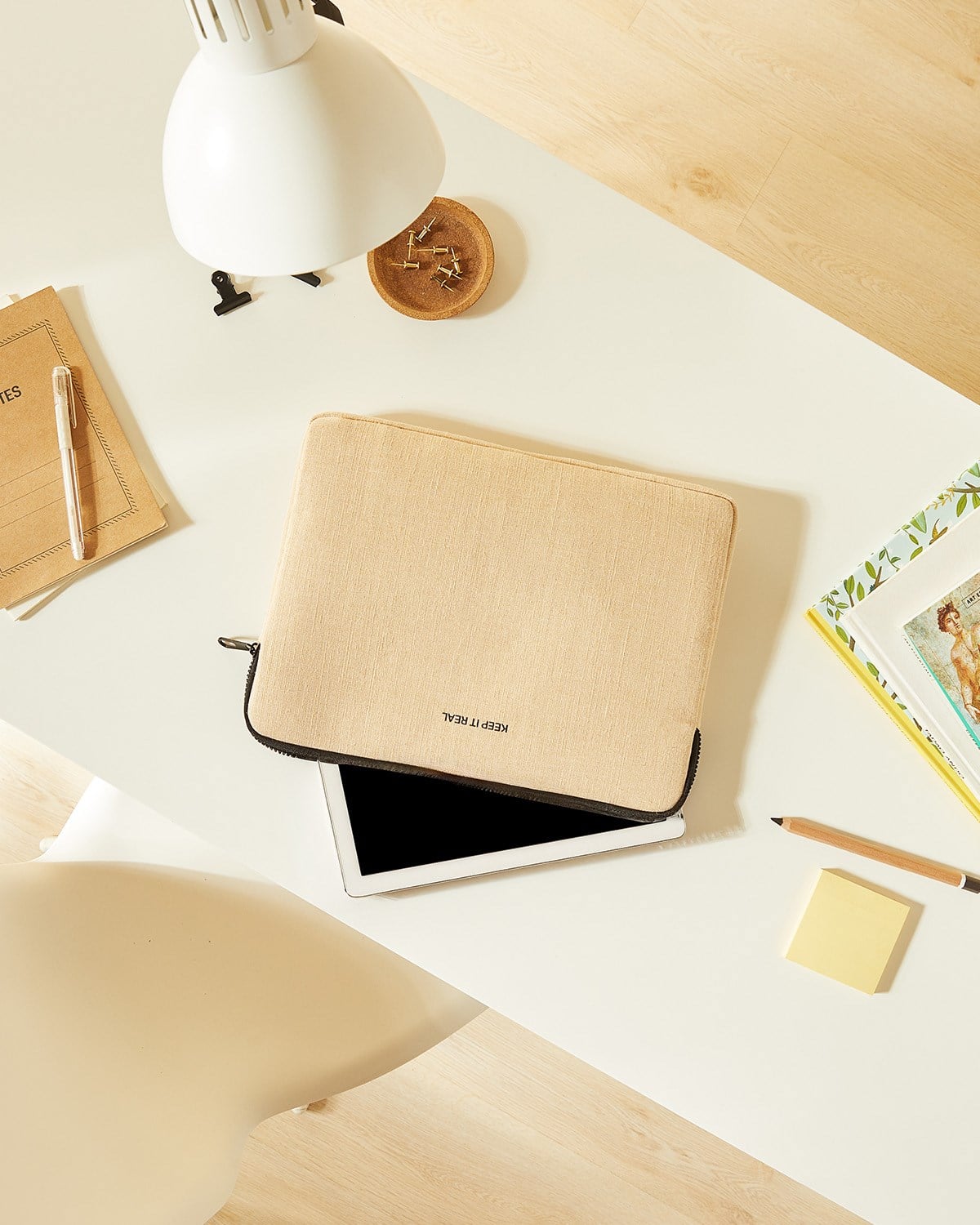 Su İtici Leke Tutmaz Jüt Keten Tablet Taşıma Çantası / Kılıfı 32.5 x 24 x 2 cm
