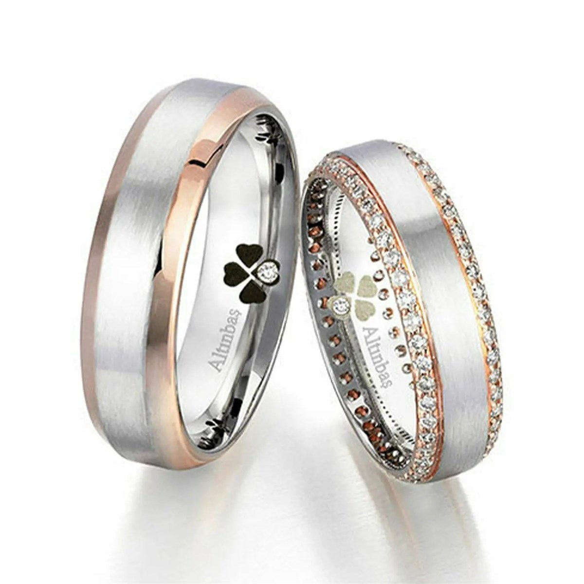 Clovers Pırlantalı Altın İkili Alyans