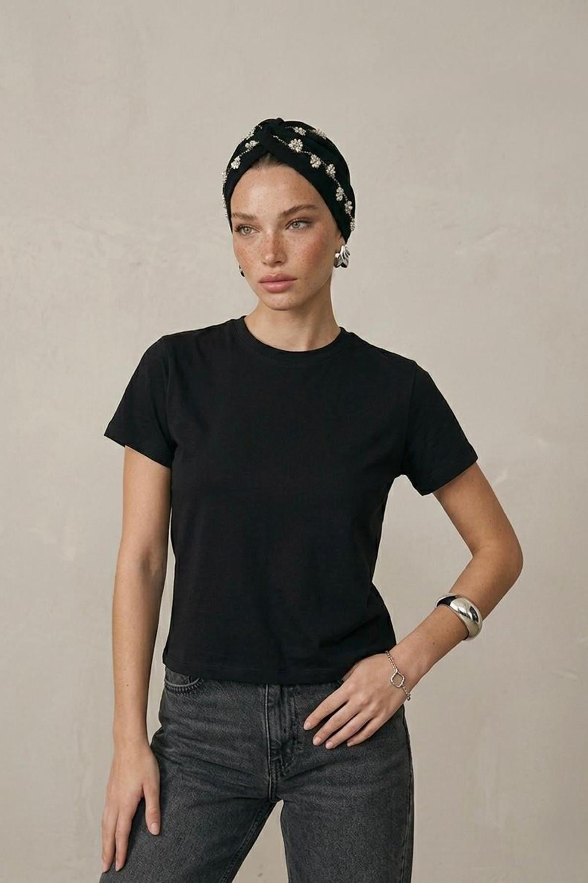 Kadın Kısa Kollu Crop Tshirt - SİYAH