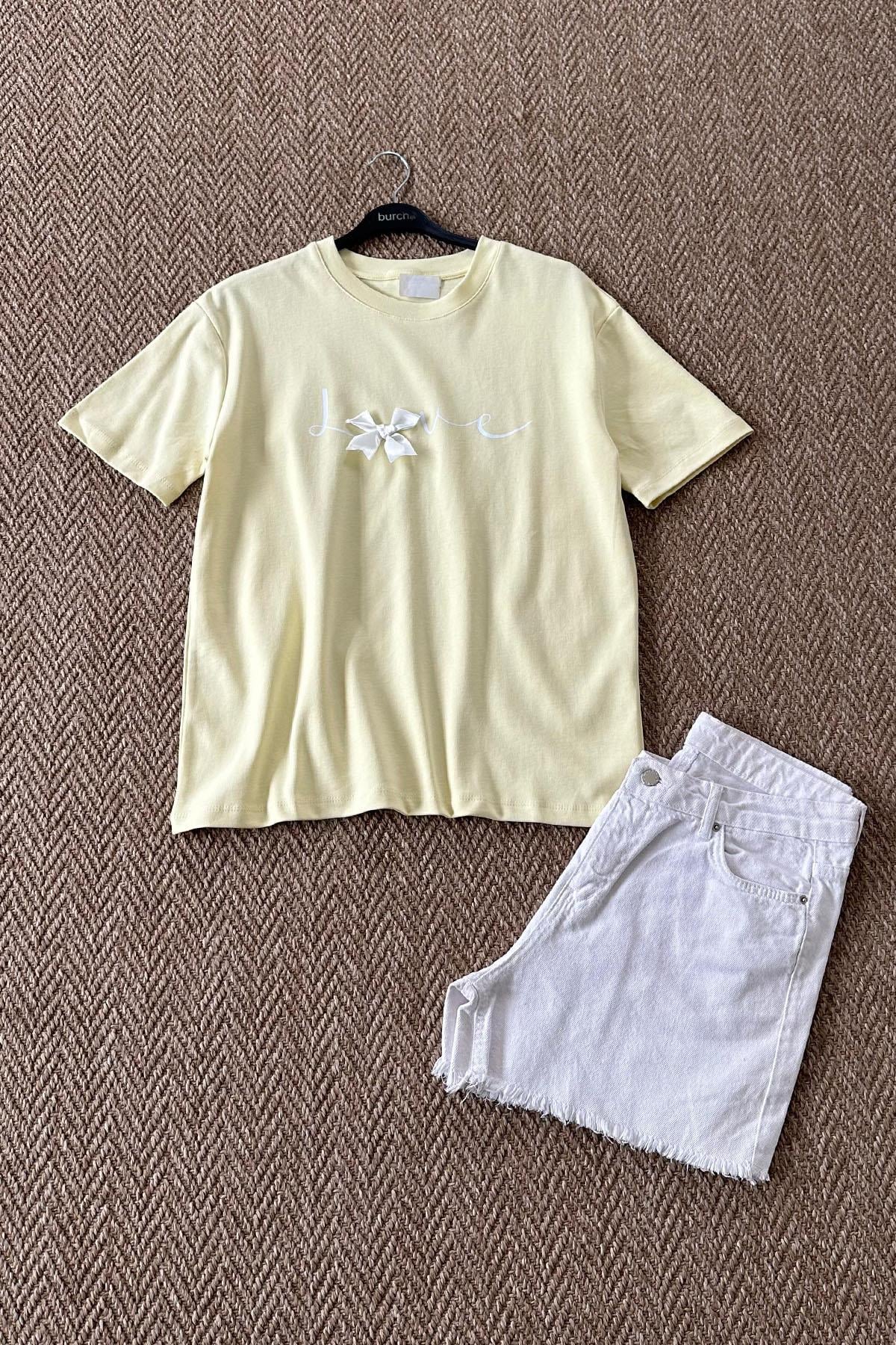 Kadın Love Yazılı Kurdeleli Tshirt - SARI
