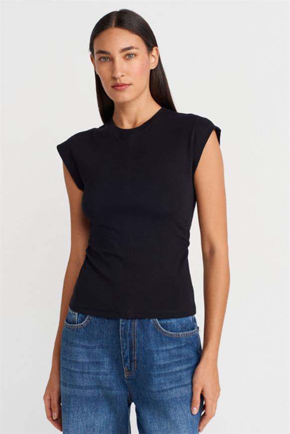 Kadın Dikiş Detaylı T-Shirt - SİYAH