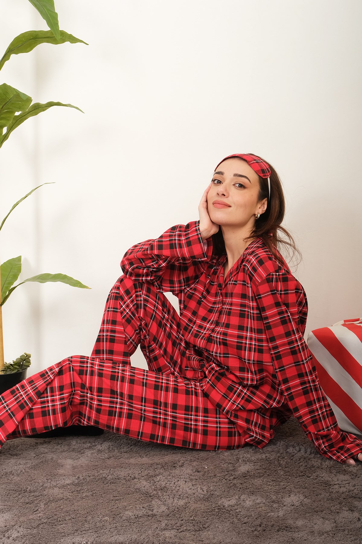Kadın Ekose Desenli Pijama Takımı En Uygun Fiyat Burchlife.com.tr'de