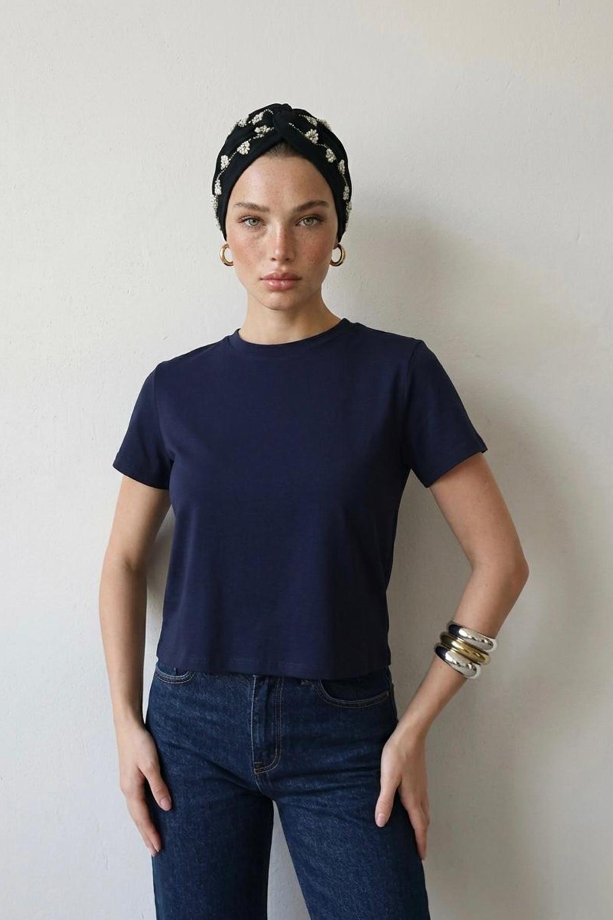 Kadın Kısa Kollu Crop Tshirt - LACİVERT