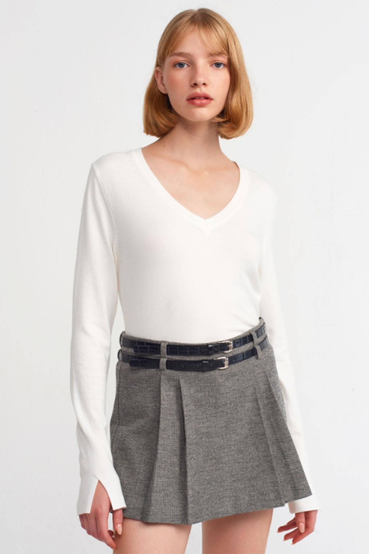 Kadın V Yaka Kolu Yırtmaçlı Kazak - EKRU