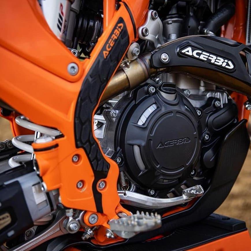 GASGAS EC 250/300 2024-2025 DEBRİYAJ STATÖR KORUMA