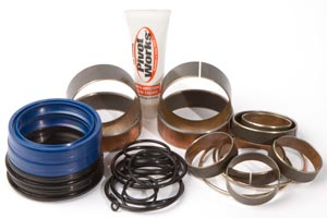 PİVOT WORKS CRF250R ÖN AMORTİSÖR BURÇ SETİ 04-16