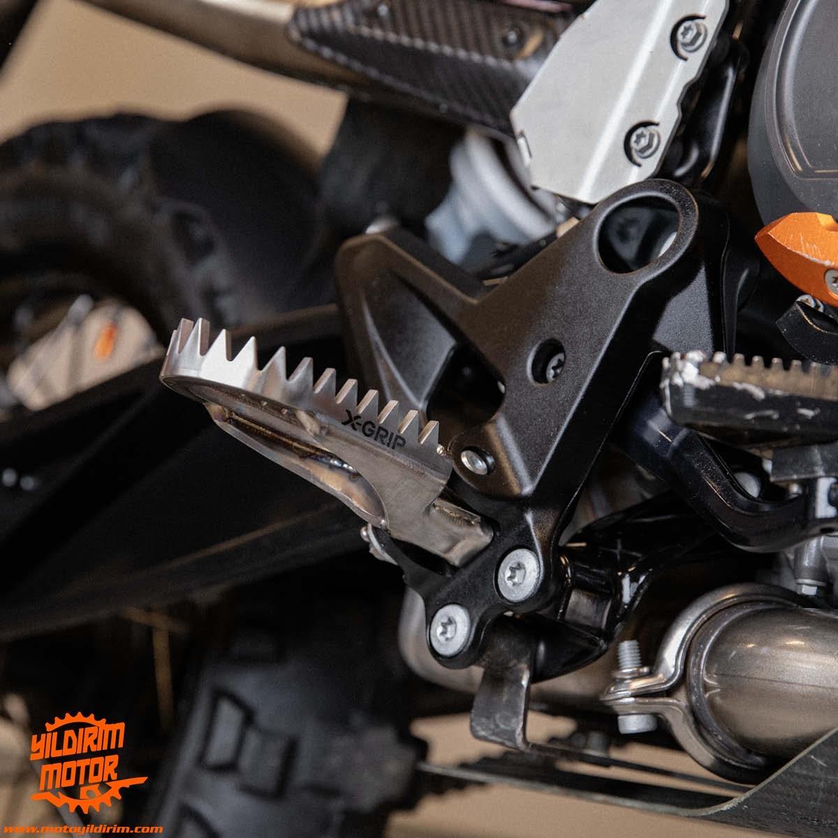 X-GRİP KTM HUSQVARNA GASGAS TİTANYUM BASAK SETİ