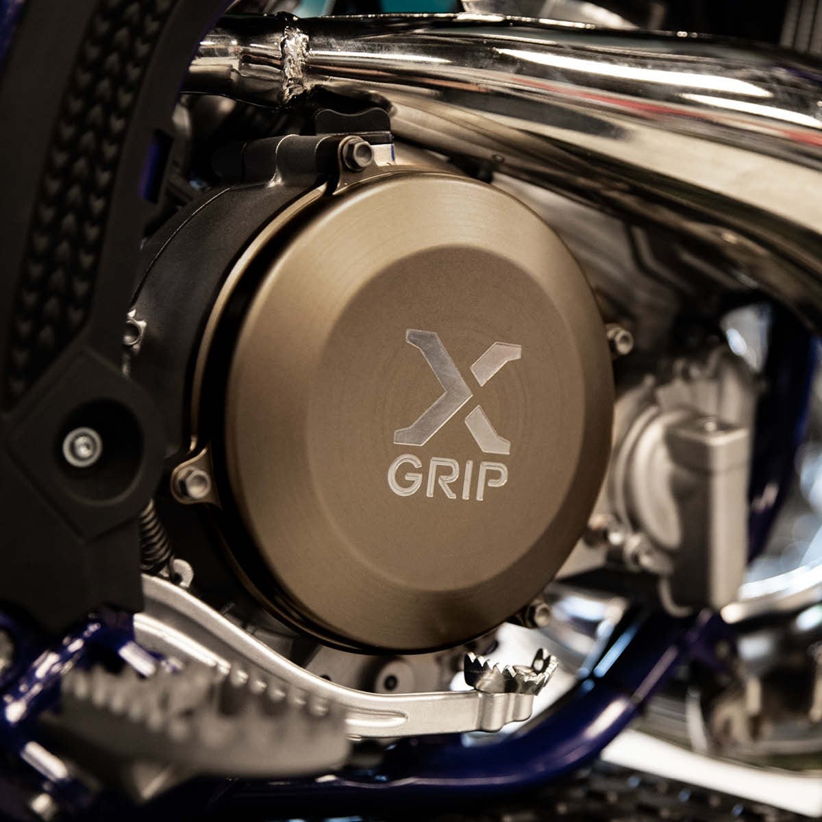X-GRİP SHERCO SE 250/300 DEBRİYAJ KAPAK 24-26