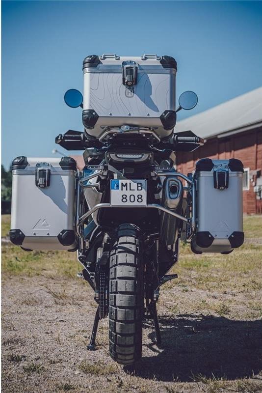 HUSQVARNA NORDEN 901 ARKA ÇANTA