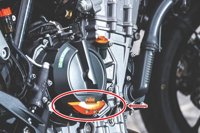 KTM 790/890 ADVENTURE DEBRİYAJ KAPAK KORUMA 22-24