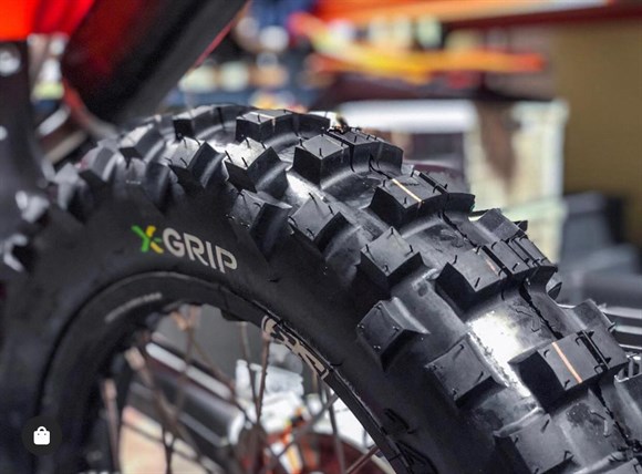 お嬢 X-GRIP XG-1594 エックスグリップ SuperENDURO リアタイヤ SOFT