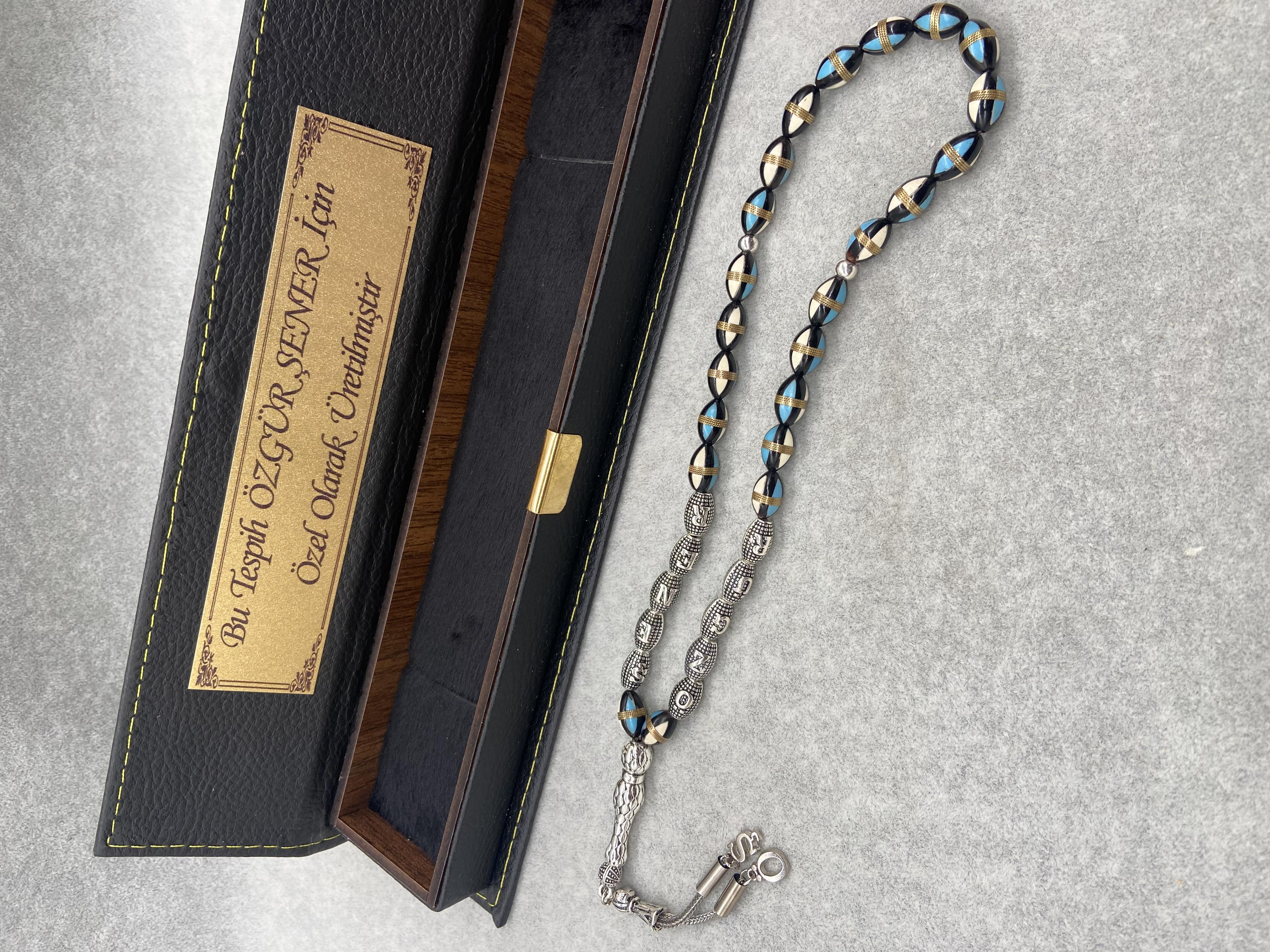 METAL AKSESUARLI MİNELİ KUKA TESPİH+İSİMLİ KUTU