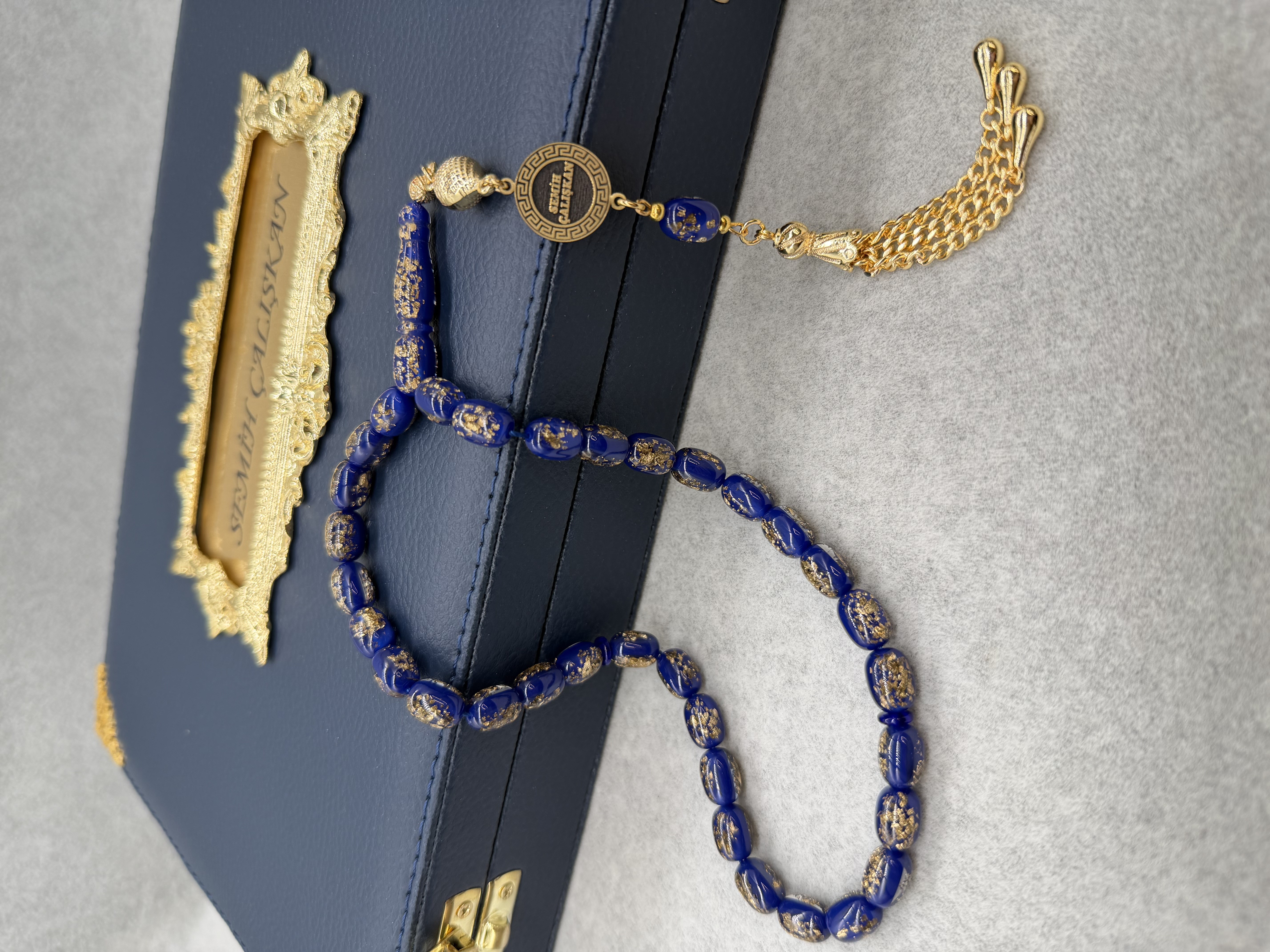 Altın Yaldız Parçacıklı Kişiye Özel İsimli Golden Rosary+İSİMLİ VIP BÜYÜK KUTU