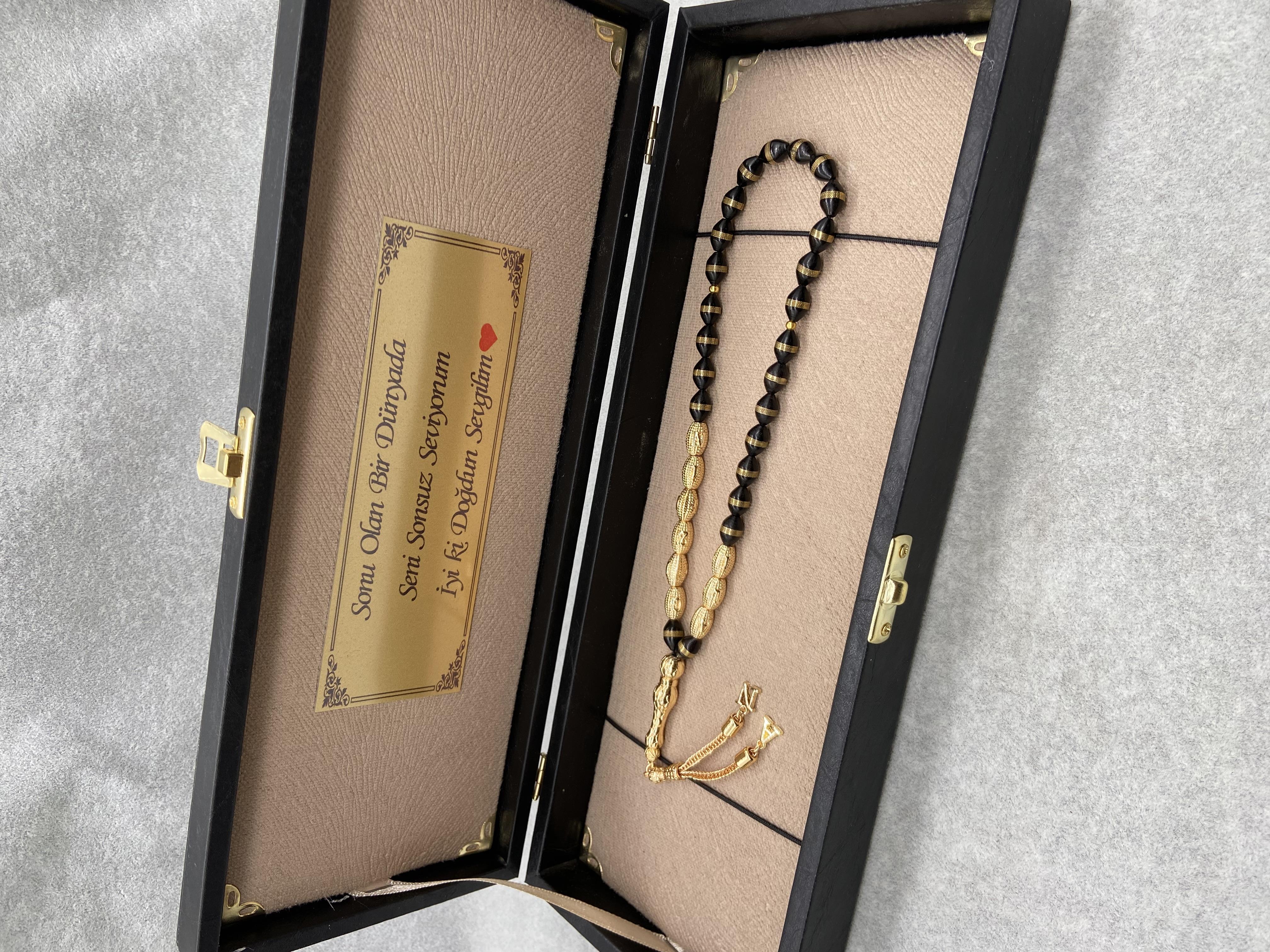 Metal Aksesuarlı Kuka Tespih