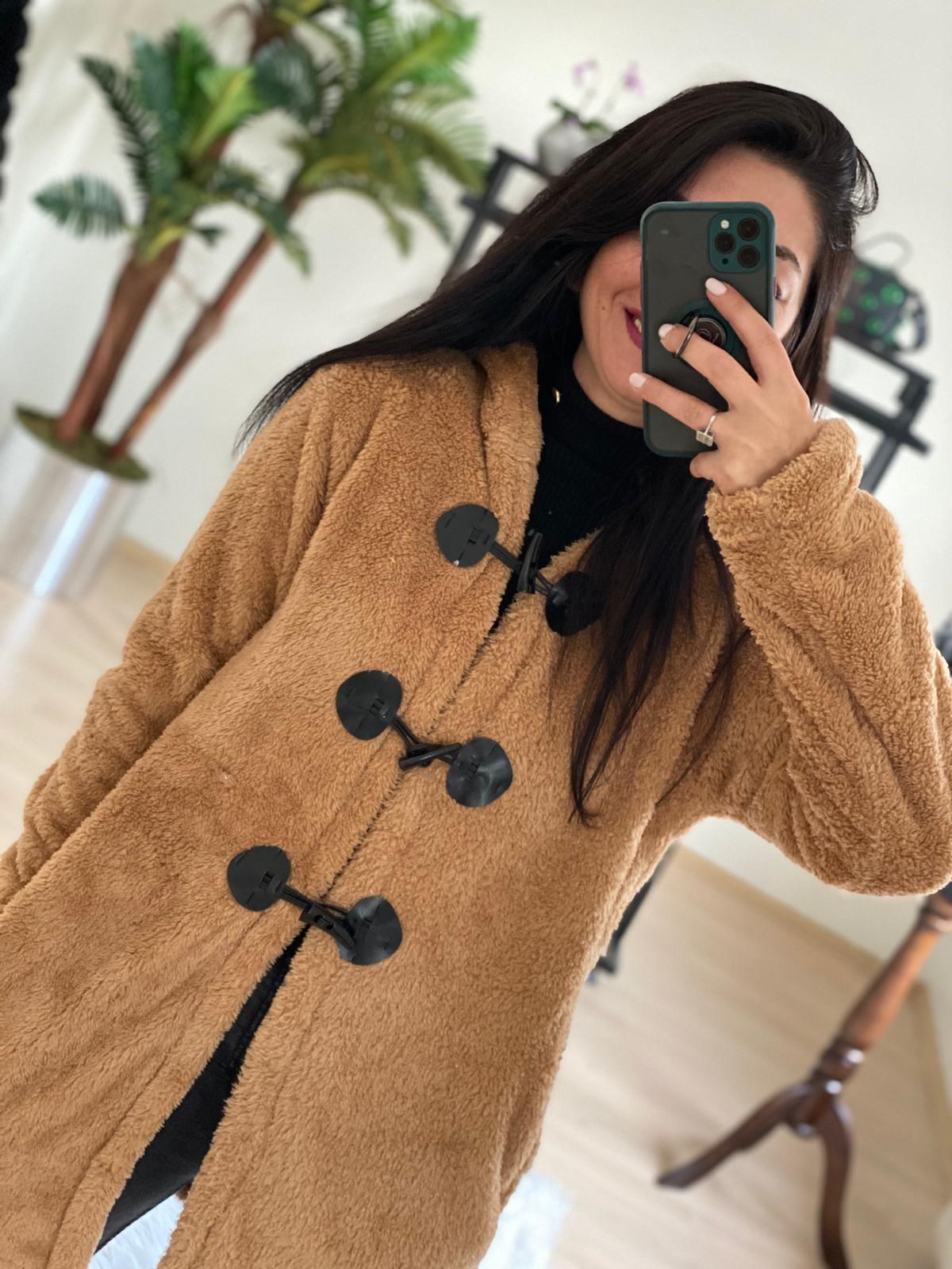 3 Düğmeli Şapkalı Camel Peluş Ceket Mont
