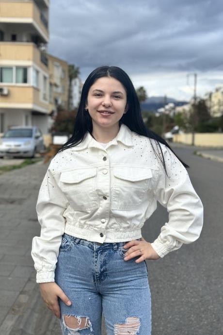 Bel Lastikli Taş İşleme Detaylı Bilek Lastikli Kot Ceket BEYAZ