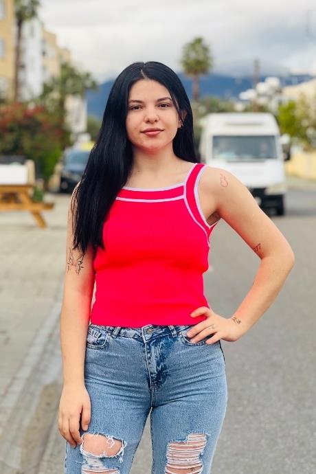 Kalın Askılı Triko Crop Bluz Neon Pembe